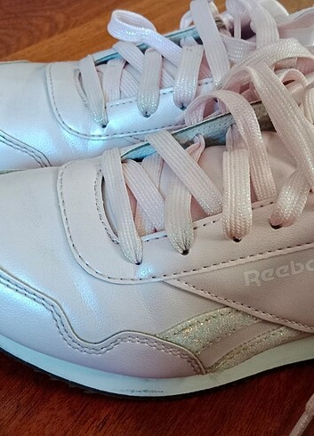 34 Beden REEBOK SPOR AYAKKABI