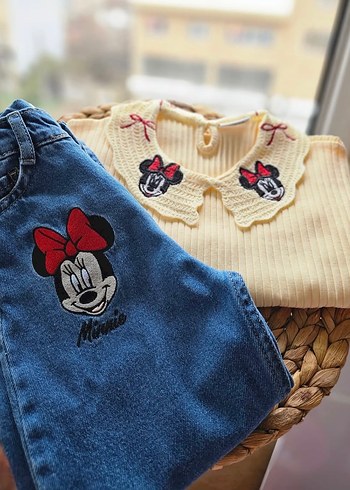 Nakışlı Örgü Beyaz Bebek Kız Takımı Mickey mouse