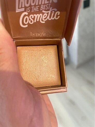 Benefit ışıltili pudra