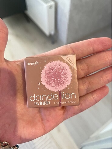  Beden Benefit ışıltili pudra