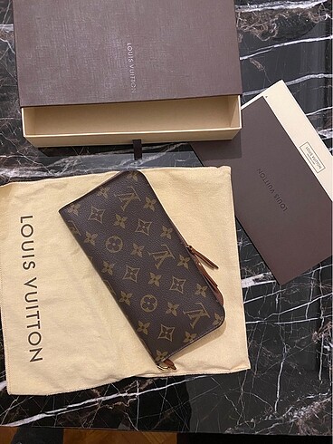 Louis Vuitton Cüzdan