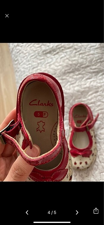 21 Beden Clarks Sandalet kız çocuk