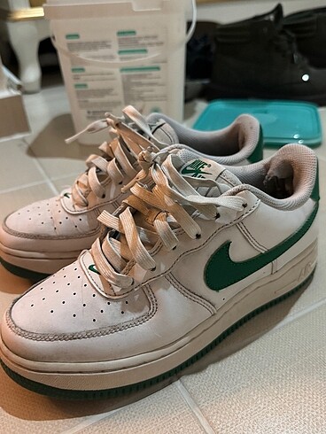 38 Beden beyaz Renk Nike orjinal spor ayakkabı