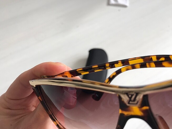 LOUIS VUITTON GÖZLÜK