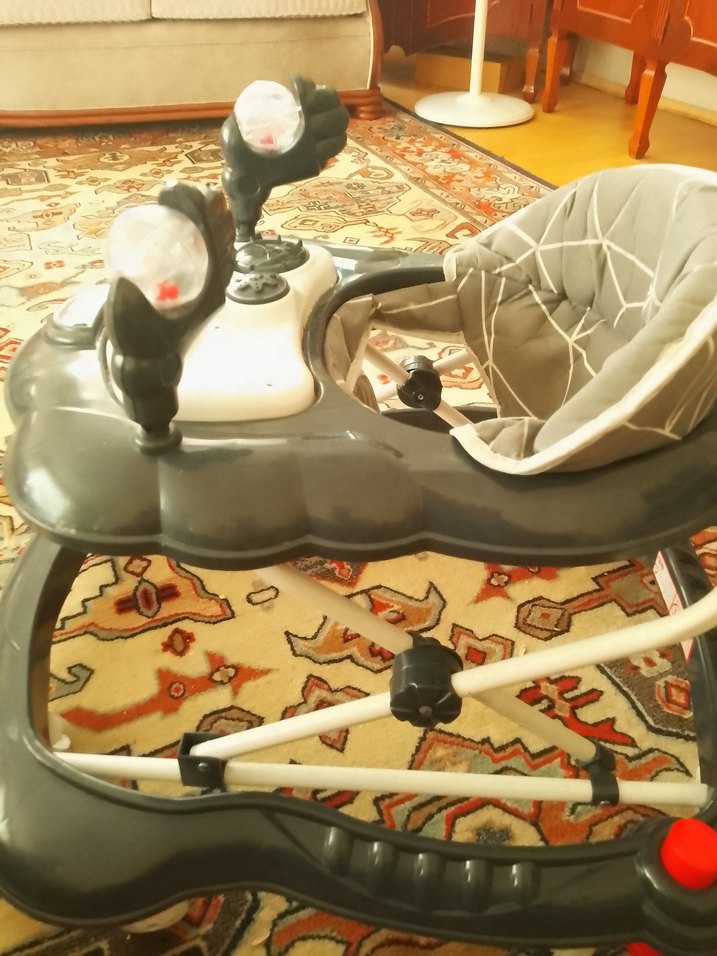 Gri ve Camel Renkli Bebek Yürüteci - Görsel 2