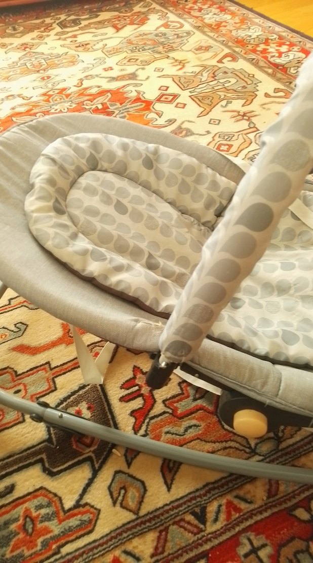 Bej ve Gri Emzirme ve Hamilelik Yastığı ama kucagi - Görsel 2