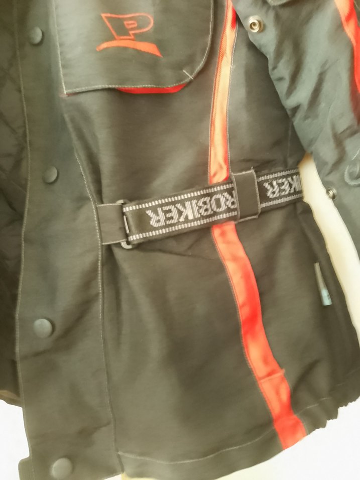 Kemer Detaylı Kırmızı Siyah Biker Ceket - Görsel 2