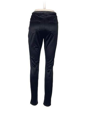 m Beden H&M Kumaş Pantolon %70 İndirimli.