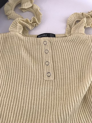xs Beden Bershka askılı bluz