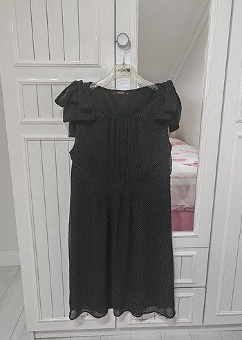 Siyah Midi Poantiyeli Kolsuz Elbise - Görsel 4