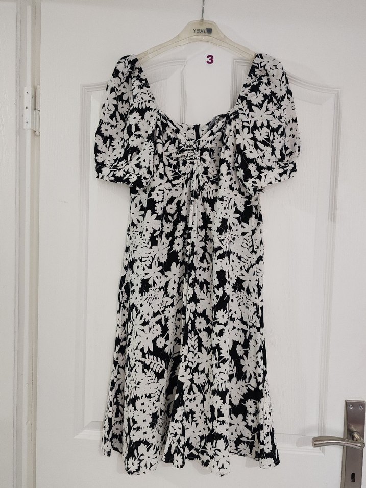 Çiçek Desenli Midi Bohem Elbise - Görsel 4