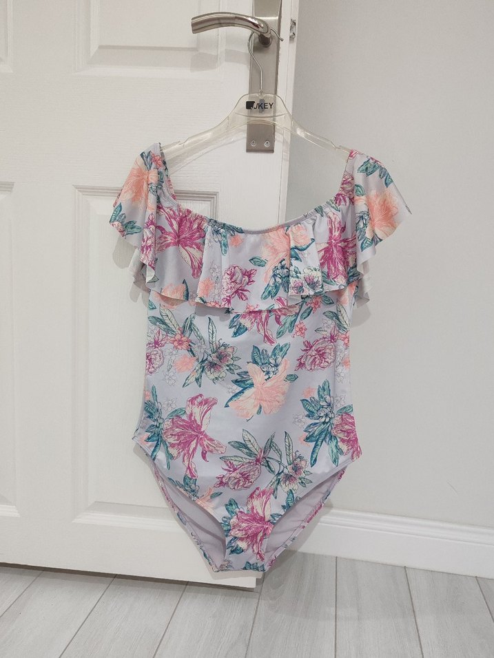 Fırfırlı Çiçek Desenli Bayan Mayo - Görsel 3