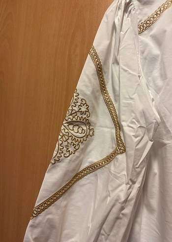 Nakışlı Beyaz Kadın Gömlek - Görsel 4