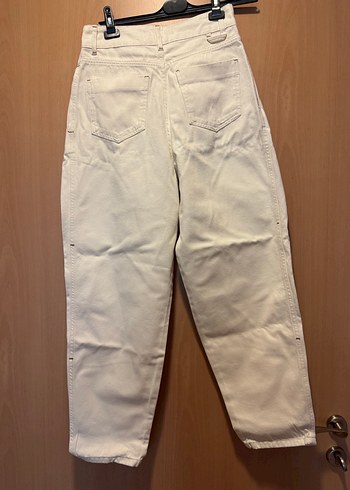 Beyaz Kemerli Kadın Midi Kot Pantolon - Görsel 2