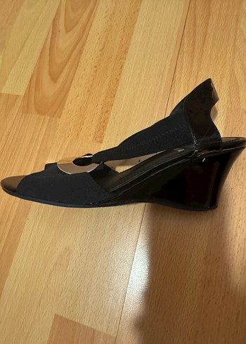 Siyah dolgu topuk - Görsel 3