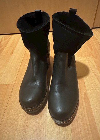 Siyah Süet Kadın Dolgu Topuk Bot - Görsel 2