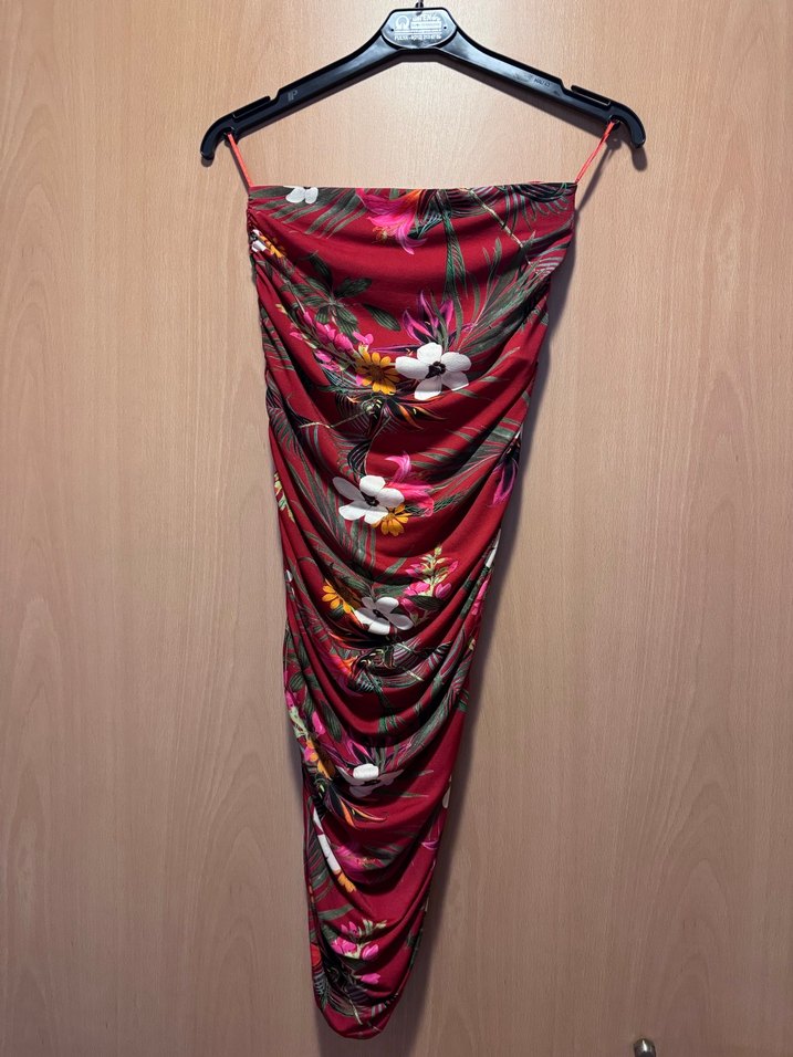 Kırmızı Çiçek Desenli İp Askılı Mini Bluz - Görsel 4