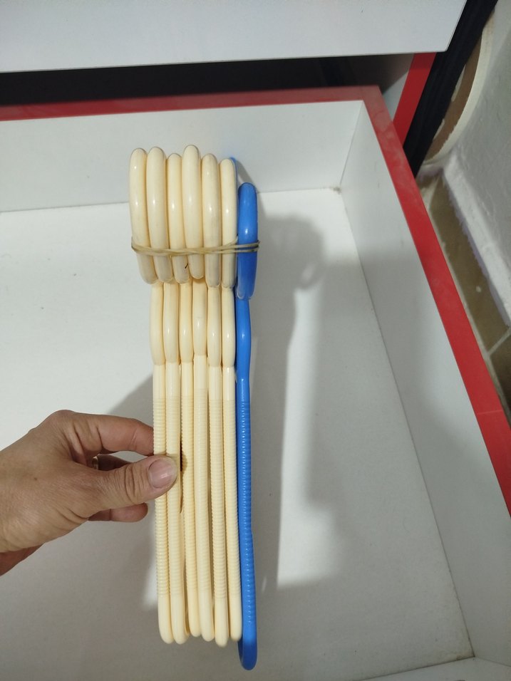 Açık Renkli Askı Seti - Görsel 3