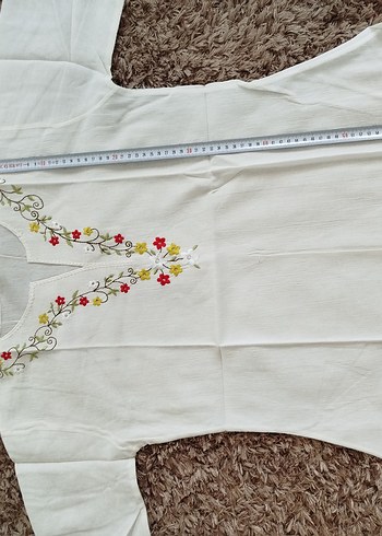 Şile bezi nakışlı V Yaka bluz - Görsel 3