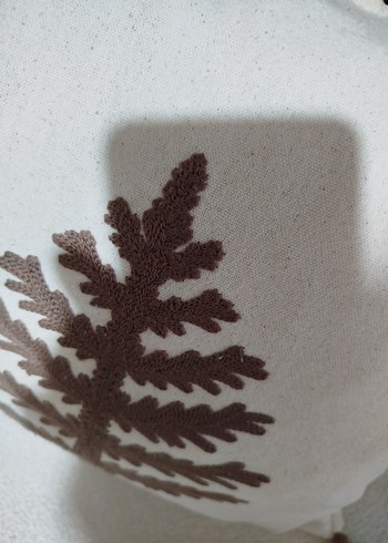 Bohem Tarzında İşlemeli Kahverengi Kırlent - Görsel 2