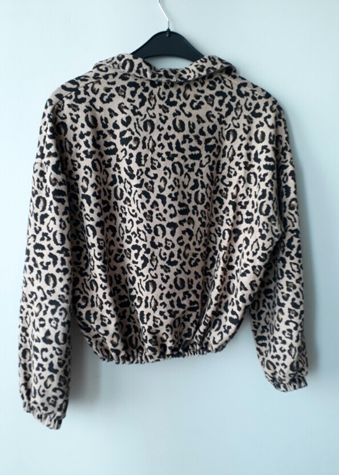 Kadın leopar desenli buluz - Görsel 3