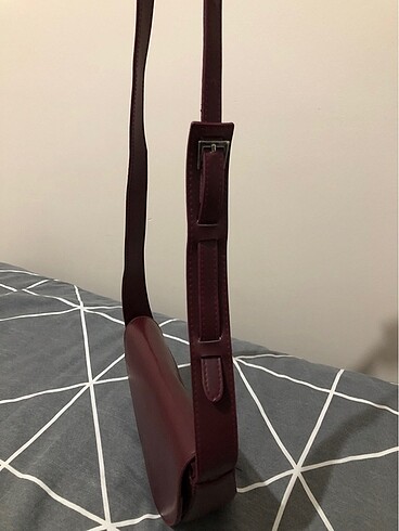 Beden bordo Renk Pull&Bear model kol ve çapraz çanta