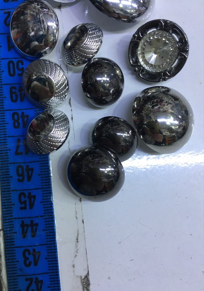 Gri Parlak Düğme - Görsel 3