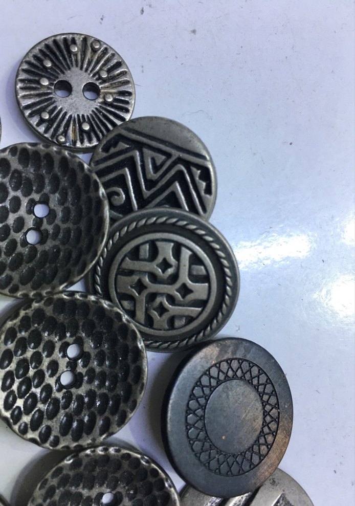 Metal düğme - Görsel 2