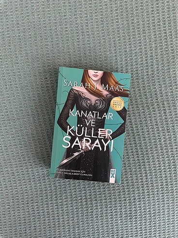 Kanatlar ve Küller Sarayı
