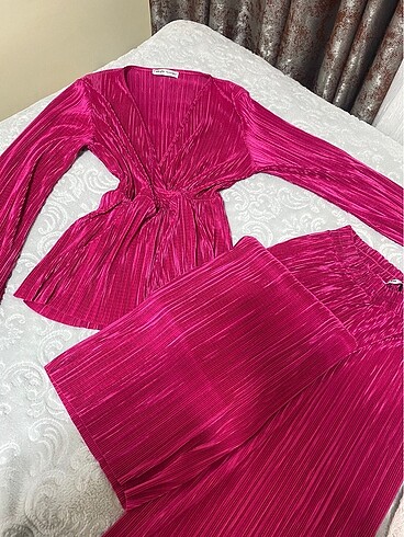 Pembe Takım