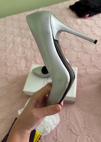 Diğer Gri Baskılı Tokalı Stiletto Topuklu Kadın Ayakkabı