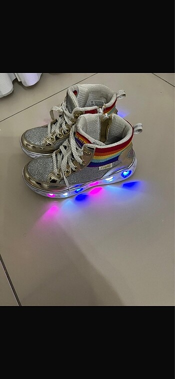 Skechers bot