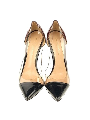 39 Beden Gianvito Rossi Stiletto %70 İndirimli.