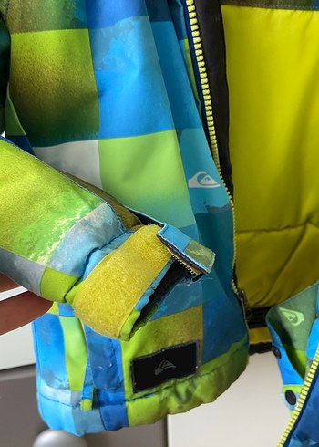 QuickSilver kar ve kayak montu - Görsel 4