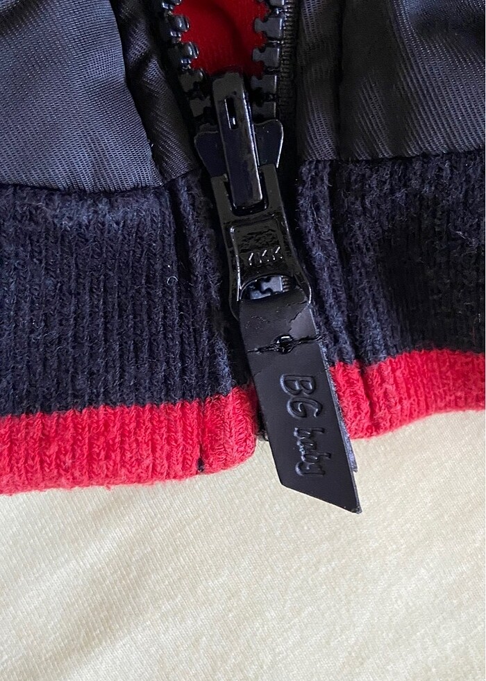 Çift taraflı B&G marka bebek yelek - Görsel 2