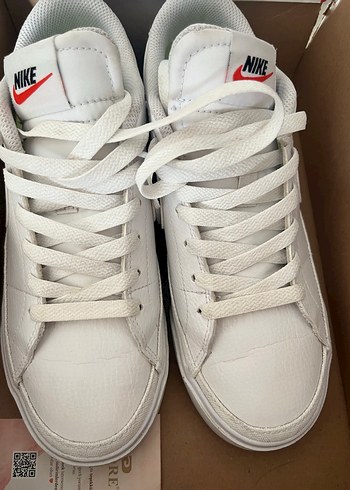 Nike Beyaz Kadın Spor Ayakkabı Velcro - Görsel 4