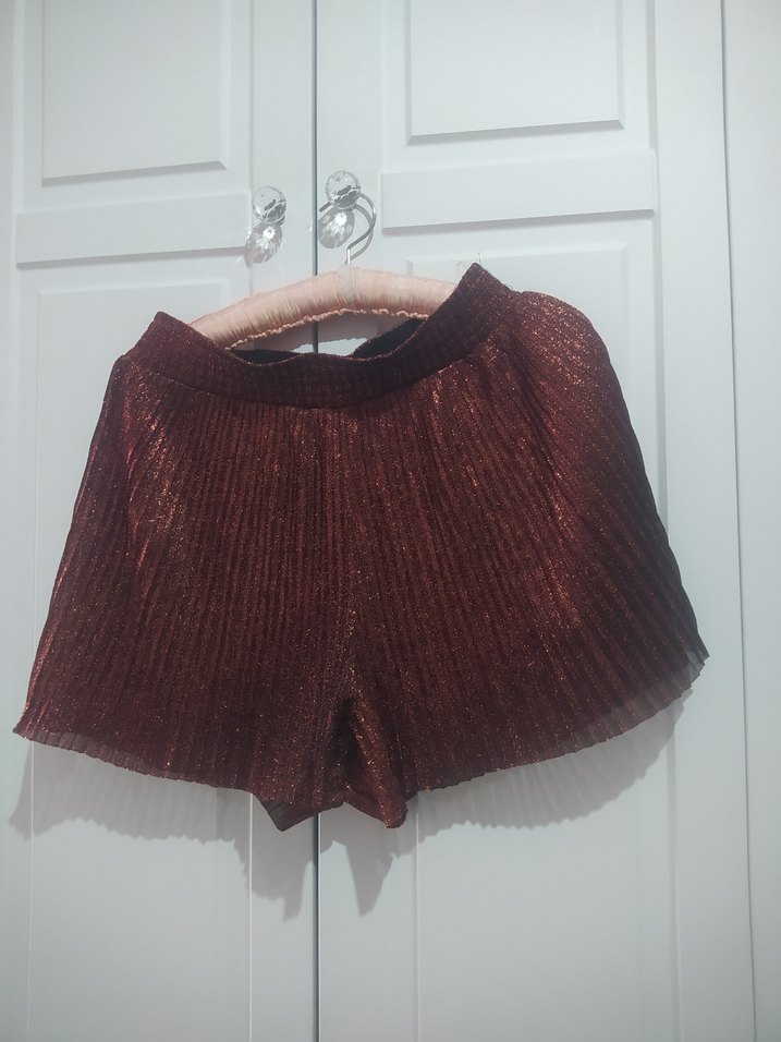 Bordo Piliseli Mini şort - Görsel 2