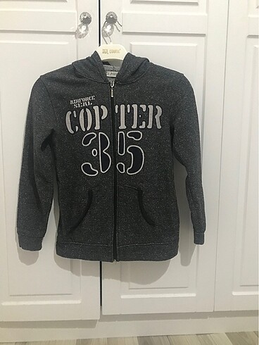Kapşonlu fermuarlı sweat