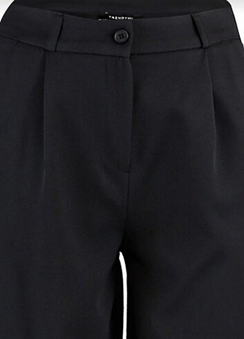 36 Beden siyah Renk Trendyol Kadın Siyah Kumaş Pantolon