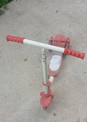 Renkli Kırmızı Çocuk Scooterı - Görsel 2