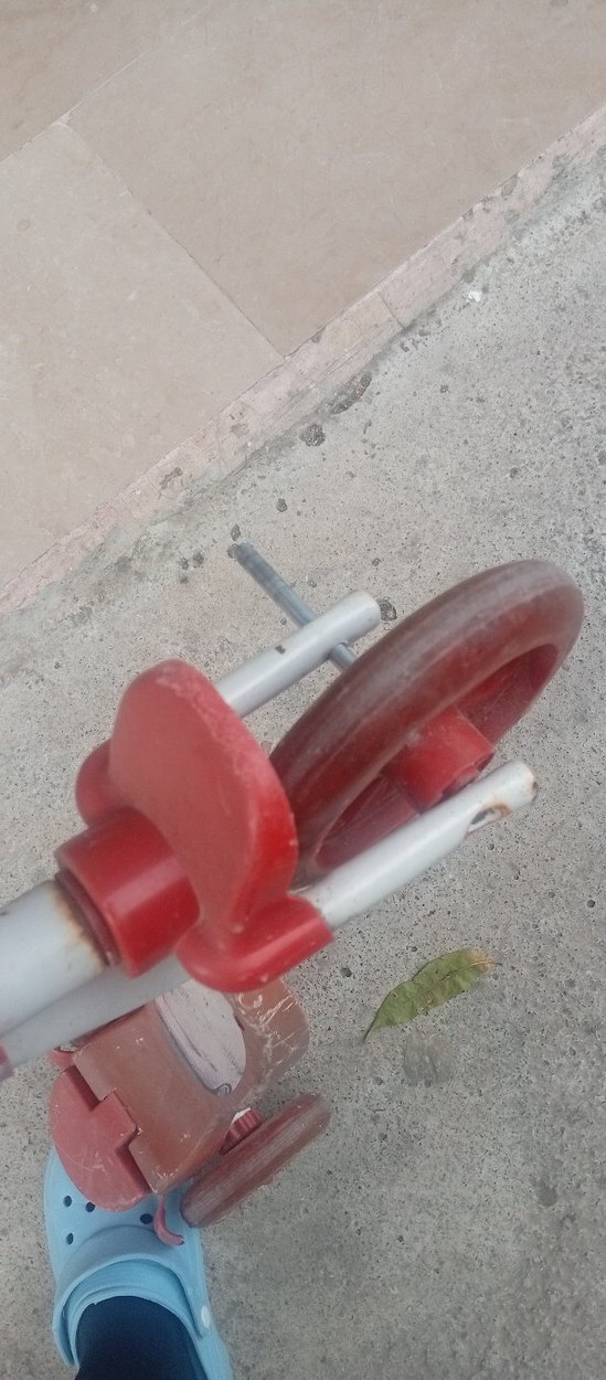 Renkli Kırmızı Çocuk Scooterı - Görsel 4