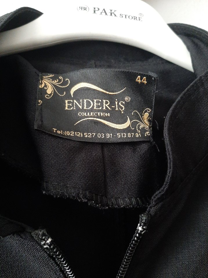 Kadın Siyah Uzun Fermuarlı Yağmurluk - Görsel 3