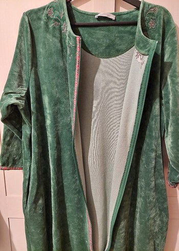 Yeşil Nakışlı Kadın kadife Uzun Elbise - Görsel 4