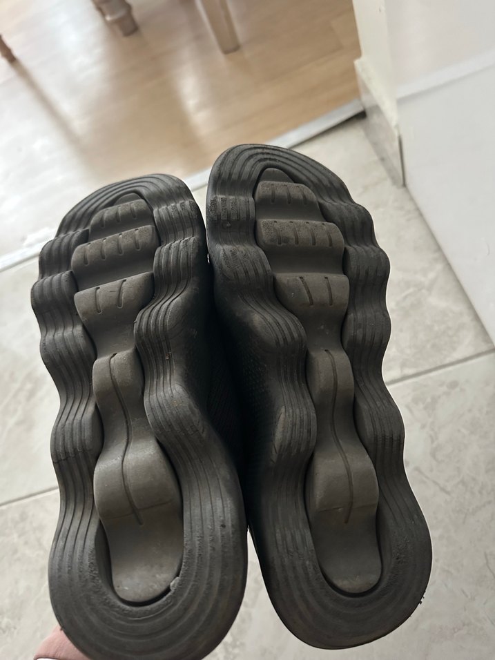 Skechers yürüyüş ayakkabısı - Görsel 2