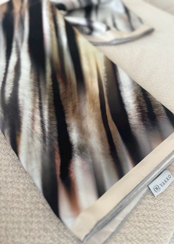 Vakko Gri İpek Kadın Eşarp - Görsel 3