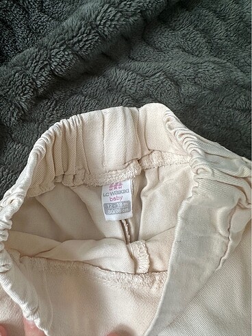 LC Waikiki Pantolon nakışlı