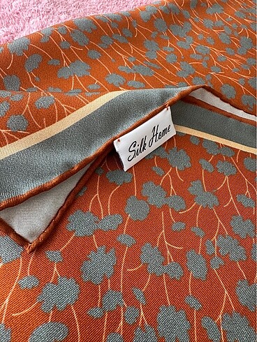 Silk home twil ipek eşarp yeniden farksız