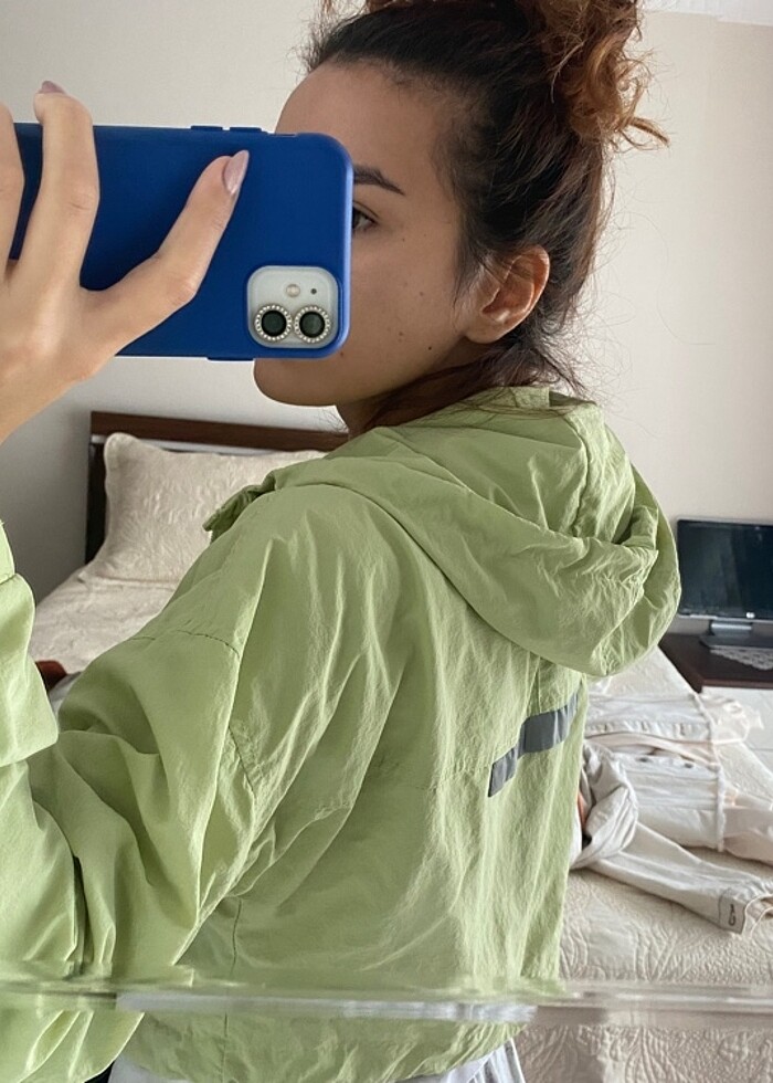 Bershka yağmurluk - Görsel 3