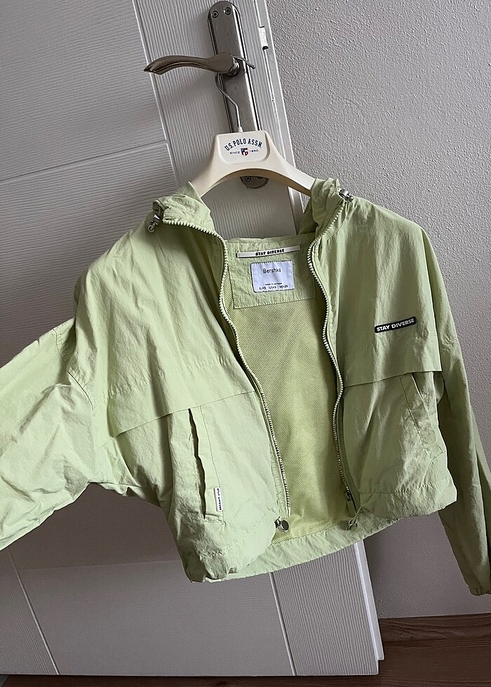 BERSHKA dış giyim - Görsel 3