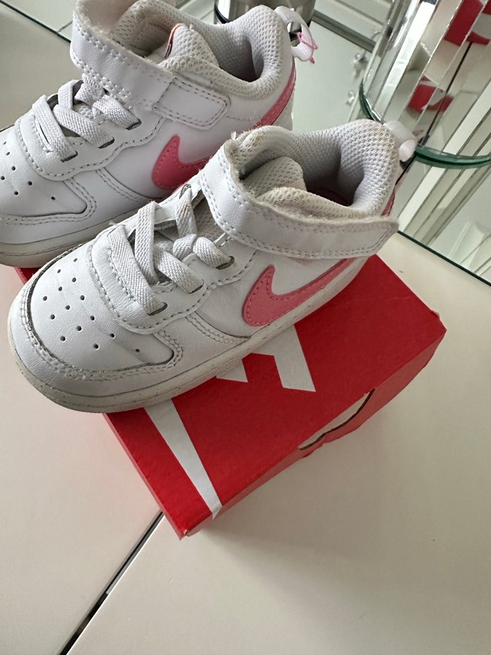 Nike Kız Çocuk Spor Ayakkabı - Görsel 2